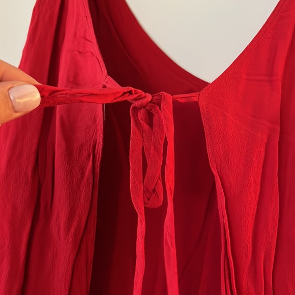 Wilfred Red backless tank top (M) - Picture 3 of 5